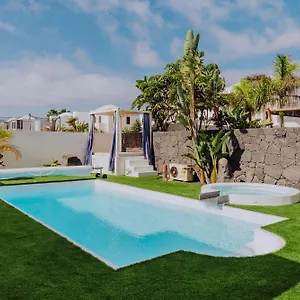 Alba Deluxe & Pool Spain
